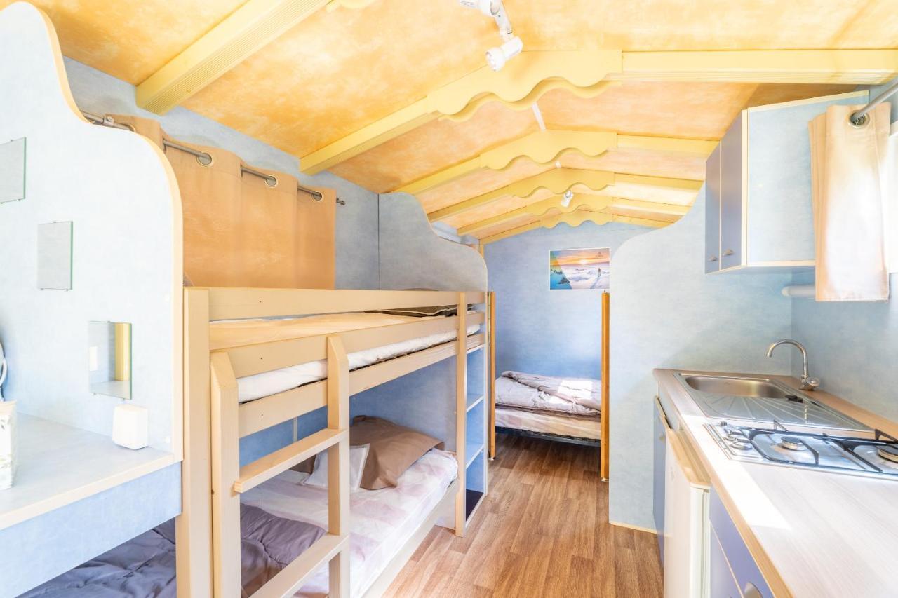 Camping Le Colporteur Otel Le Bourg-dʼOisans Dış mekan fotoğraf