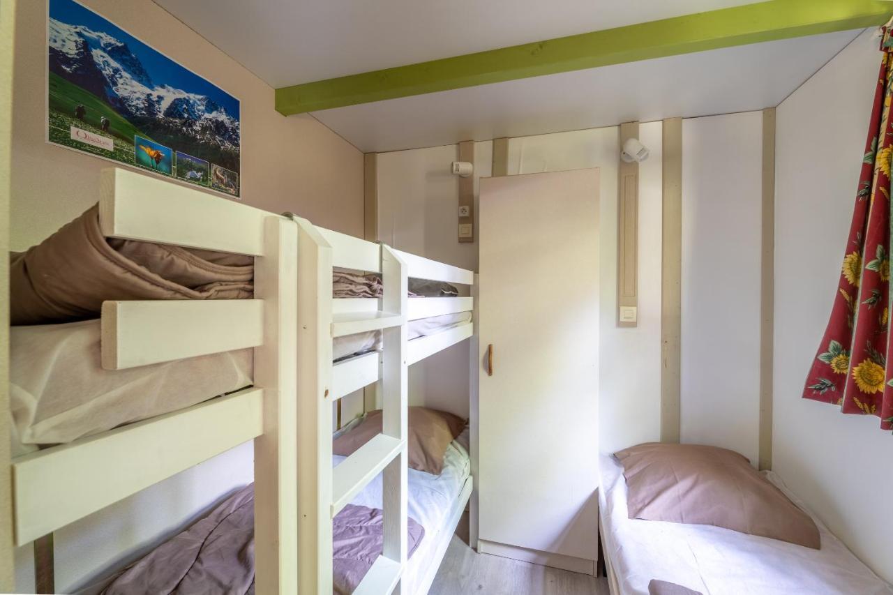 Camping Le Colporteur Otel Le Bourg-dʼOisans Dış mekan fotoğraf